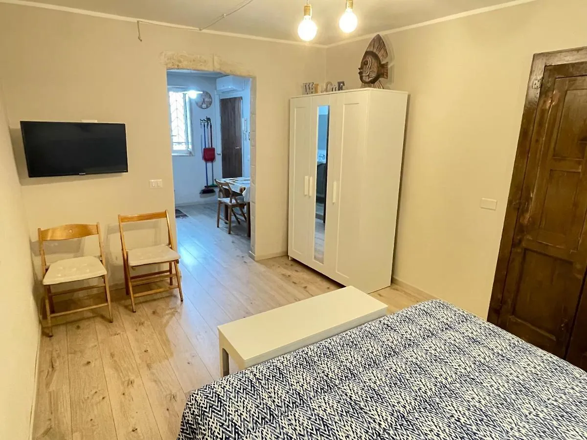 Trevisani Central Station Apartment باري